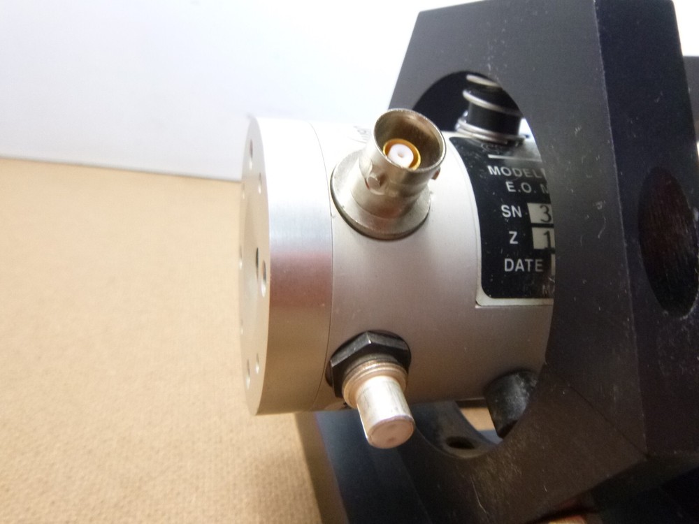 ConOptics 360-80 Electro-Optic E.O. Modulator 100 ohms, Mount, Cables