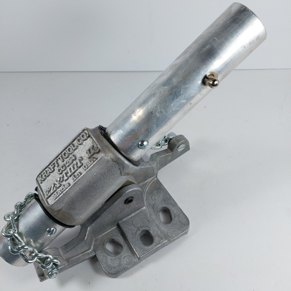 Kraft Tool Tilting Bull Float Bracket 6-Hole Aluminum Kraft Tool CC294