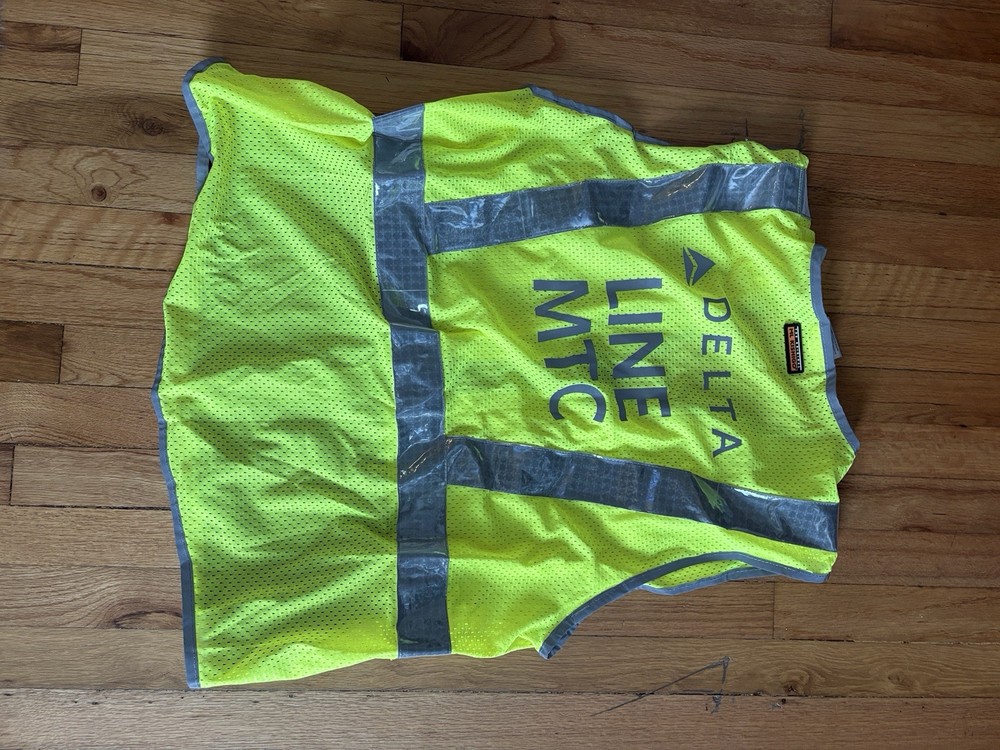 Delta Air Lines Reflective Vest