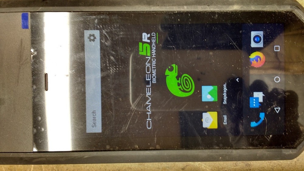 Chameleon 5R Rugged Biometric Handheld Device – Powers On