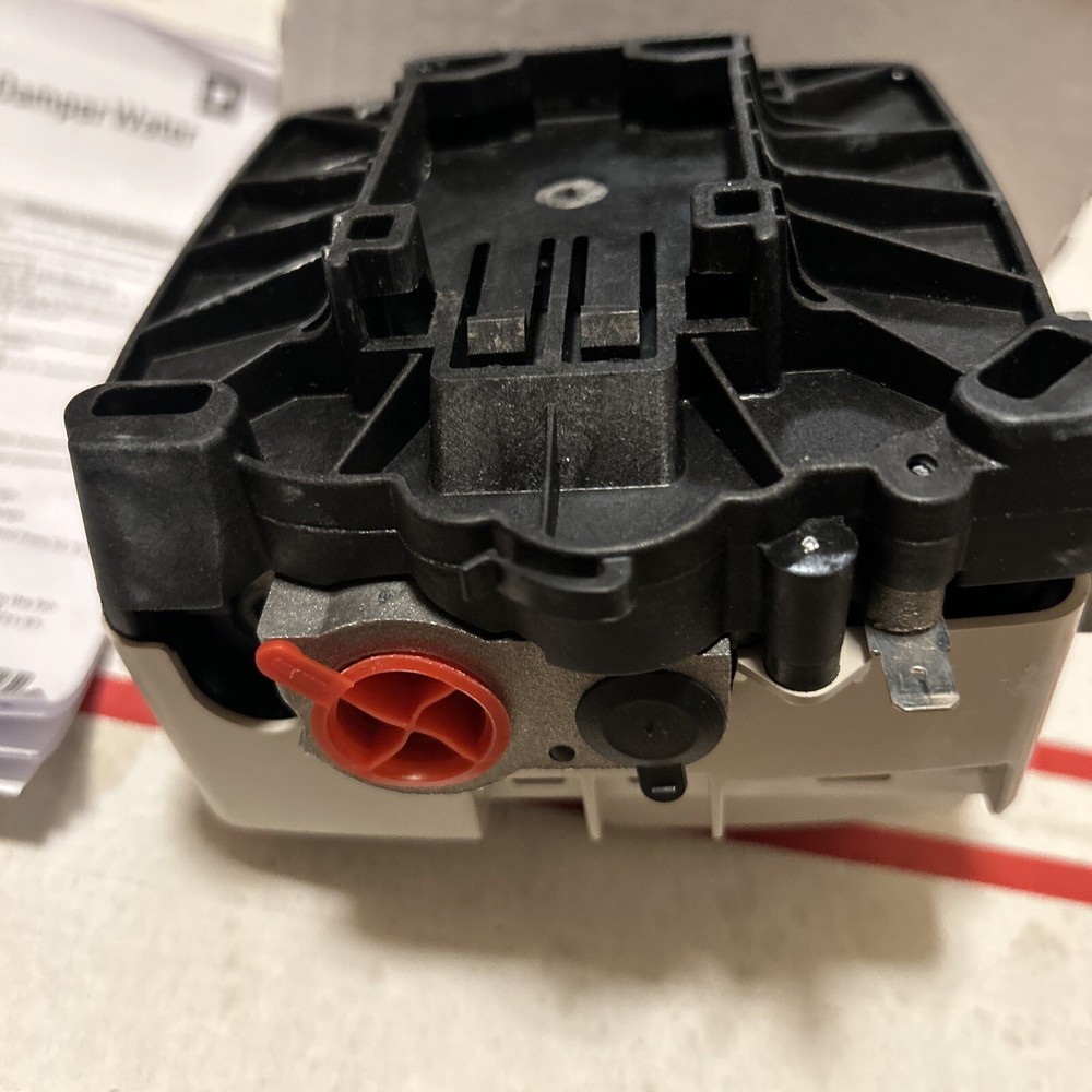 Honeywell Resideo OEM Rheem Water Heater Gas Control Valve WV4262E1107 NEW LPU