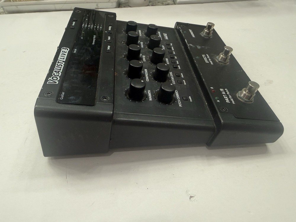 Digitech Vocalist Live 3 Vocal Multi Effects Processor Pedal + Power Supply