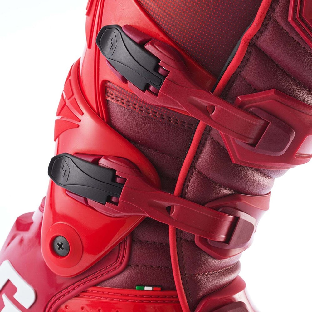 Fastback Endurance Boots Blood Moon Sz 12