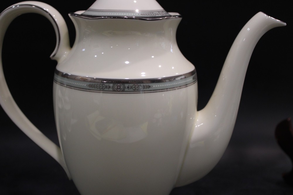 Noritake Fullerton Coffee Pot (lite ware on trim one side)