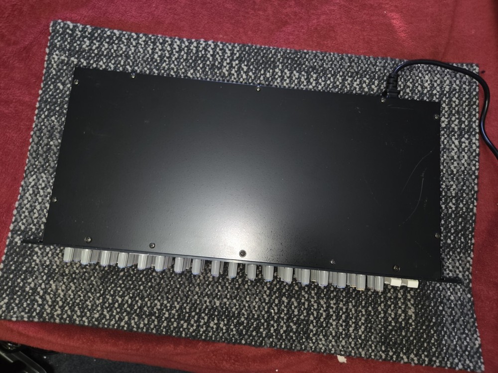 Samson PL1602 16 Channel Line Mixer