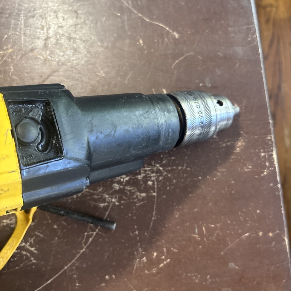 DEWALT DW505 1/2" VSR HAMMER DRILL