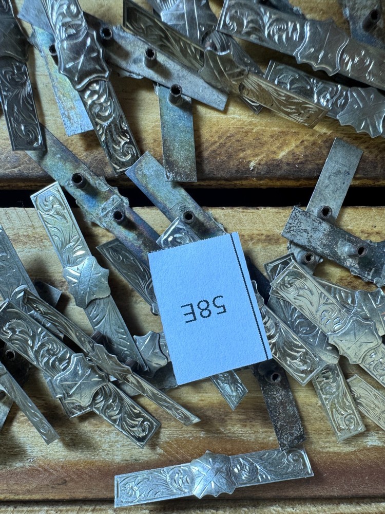 Unused silver pin mount c.1900 36mm