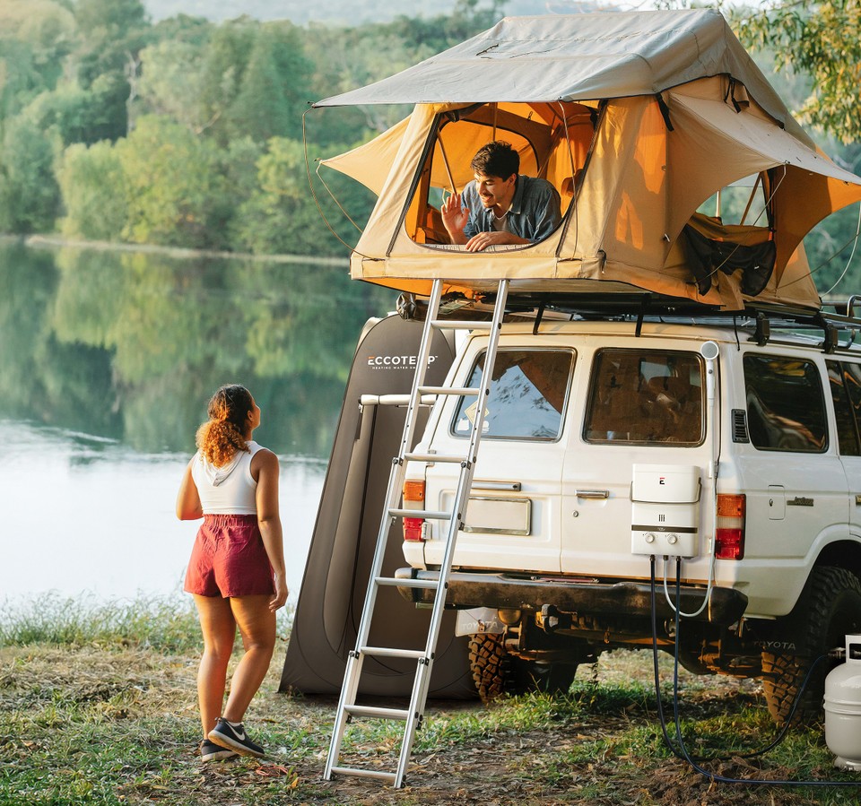 Eccotemp Luxé 1.85 GPM 52K BTU Portable Outdoor Tankless Water Heater (OPEN BOX)