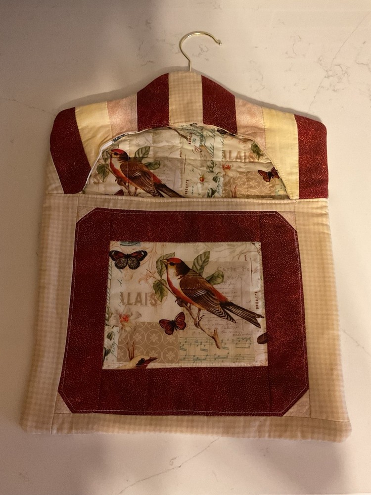 NEW Handmade Clothespin Bag, BIRDS, So Cute.
