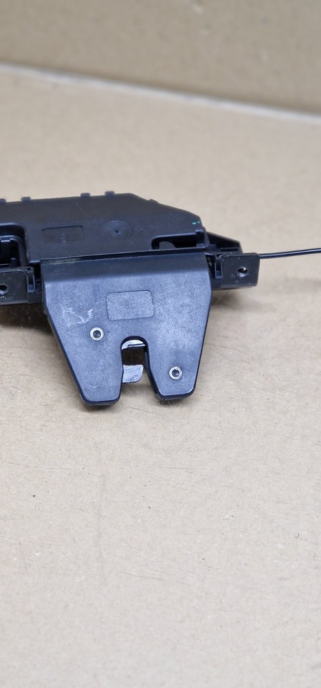 BMW 1 3 5 Series E60 E81 E87 E90 E92 Trunk Lid Lock 7840617