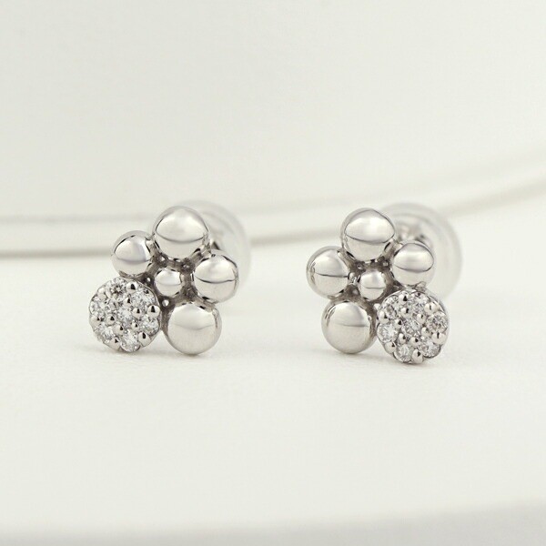 PT900 Platinum Natural Diamond Circle Stud Earrings (Pair)