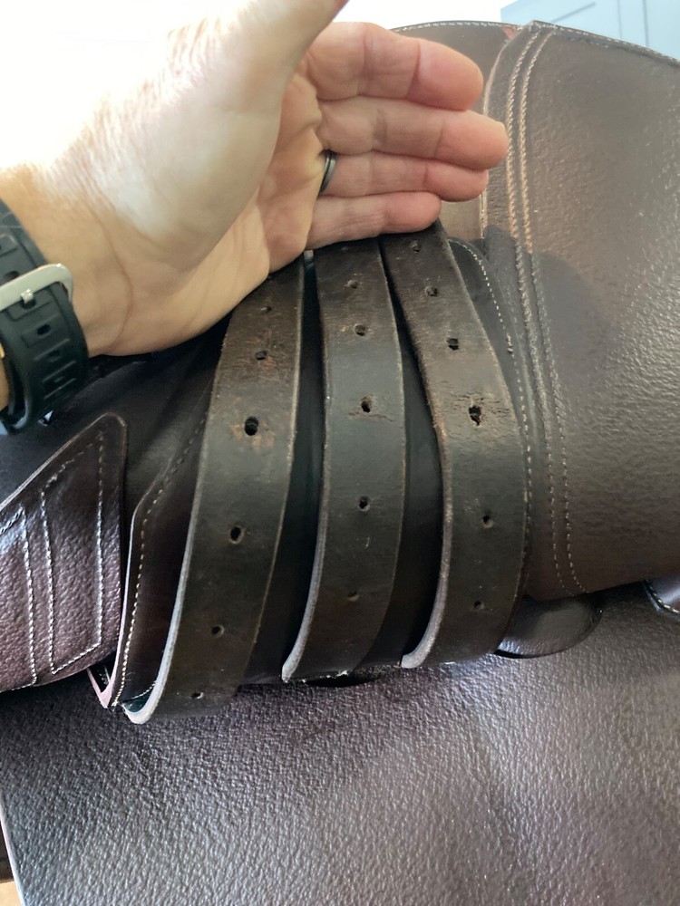 Super Comfy 17" Devoucoux Lab saddle with stirrup leathers