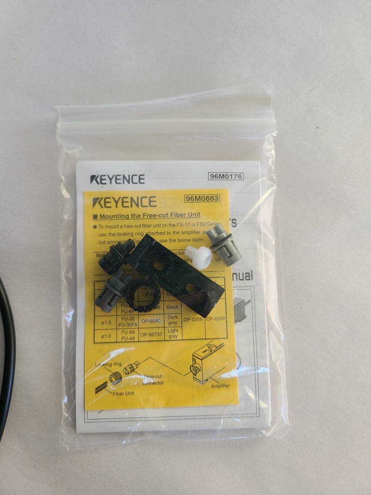 Keyence FS2-62 Fiber Optic Sensor Amplifier
