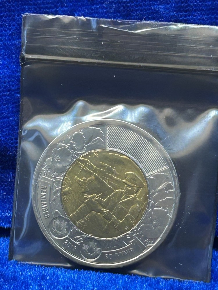 2015 Canada $2 Remember In Flanders Fields Toonie Coin Uncirculated
