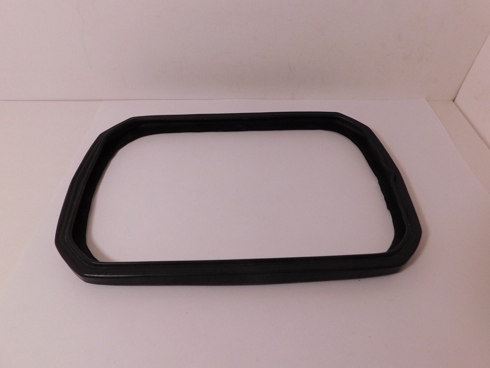 Original AUTOMATIC ELECTRIC BAKELITE A/E 40 BASE RUBBER GASKET & Good Condition