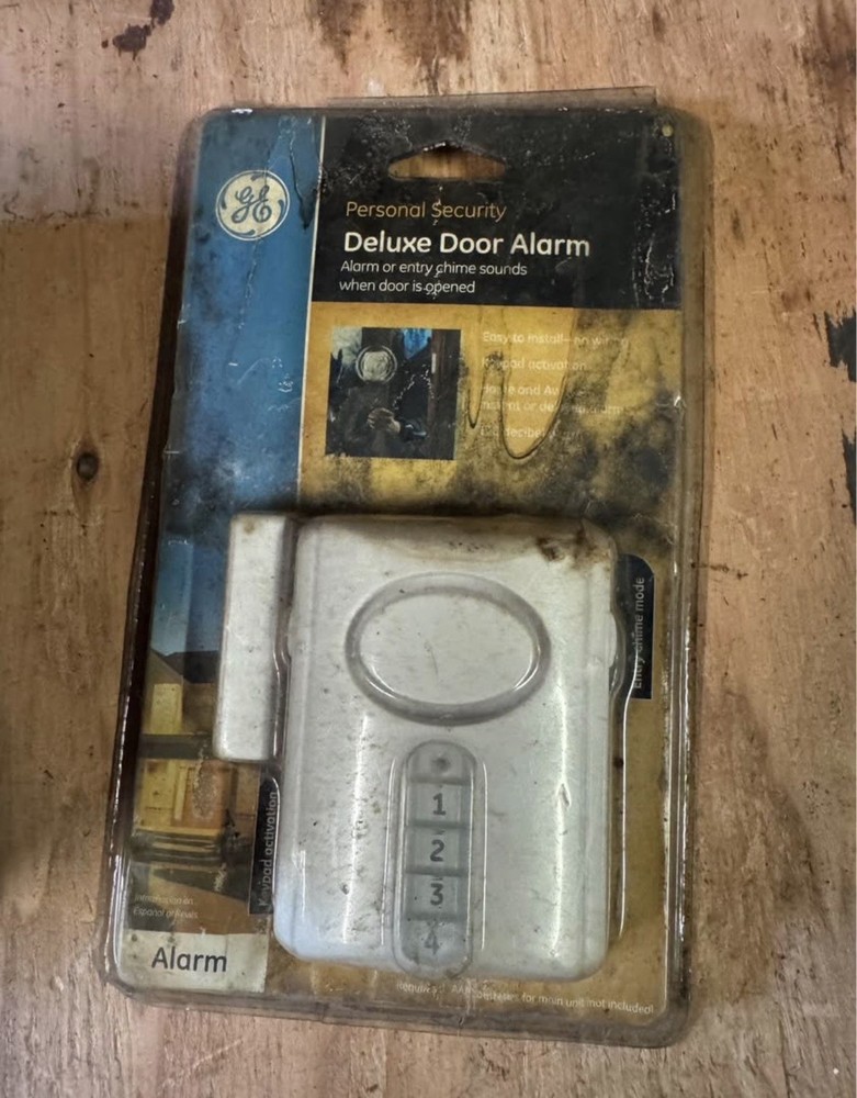Deluxe Door Alarm