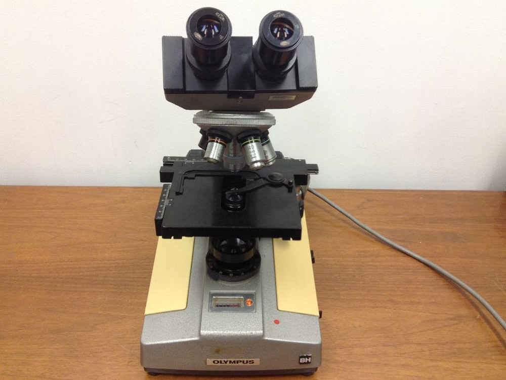 OLYMPUS - BH Microscope in excellent condition w/five objectives