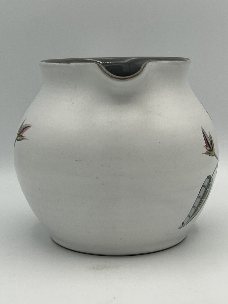 Lovely Danberry Stoneware Sping 2qt Pitcher