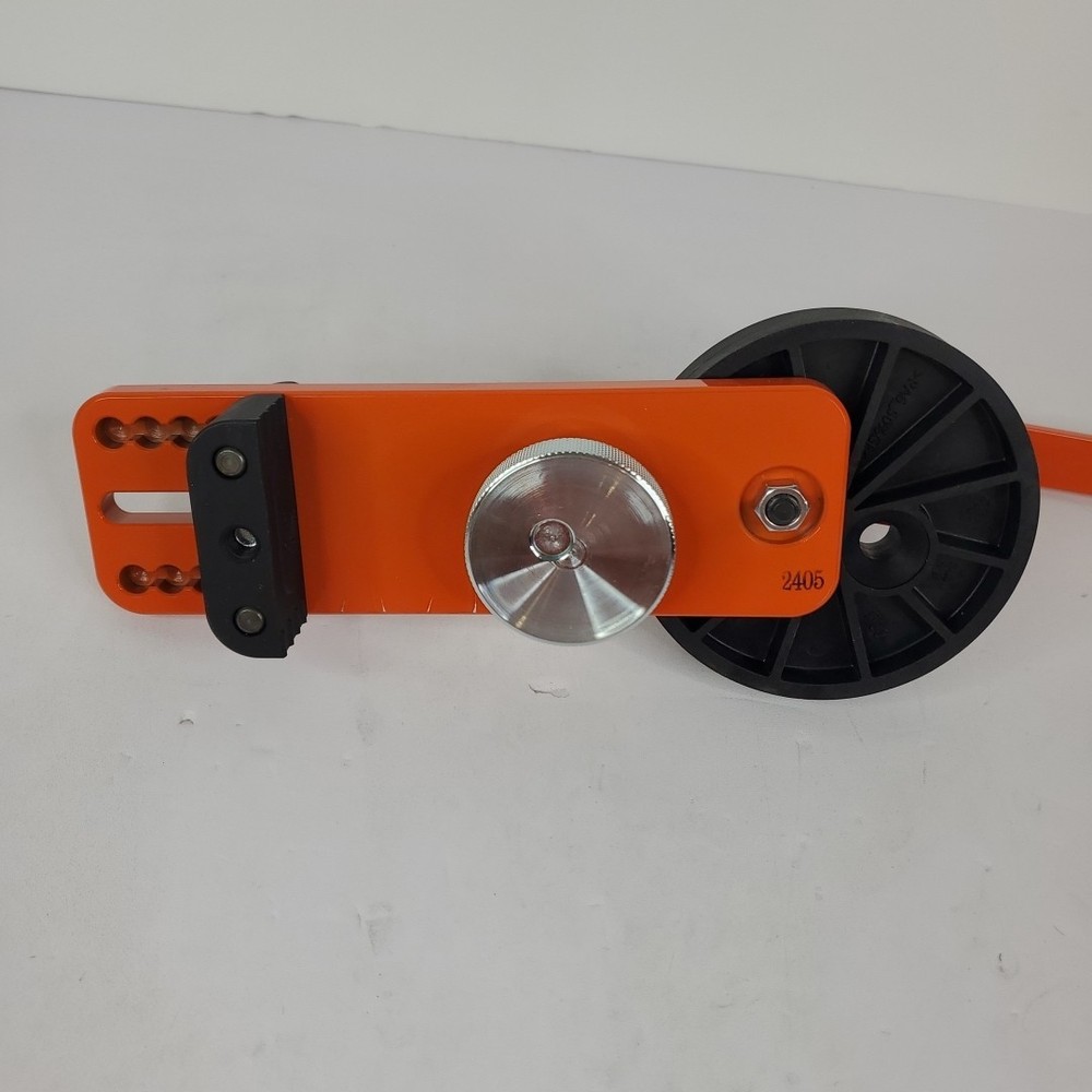 Camo Multi-Directional Hand Tool for Efficient Deck Board Locking & Adjustment