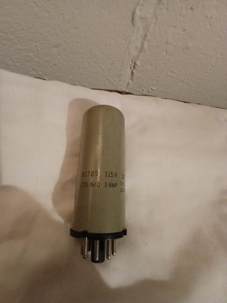 Edison 501 Delay Relay 115v 3 amp 20 sec