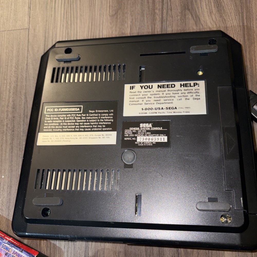 Sega Genesis MK-1631 Console System Model 2 Original. Tested and Working