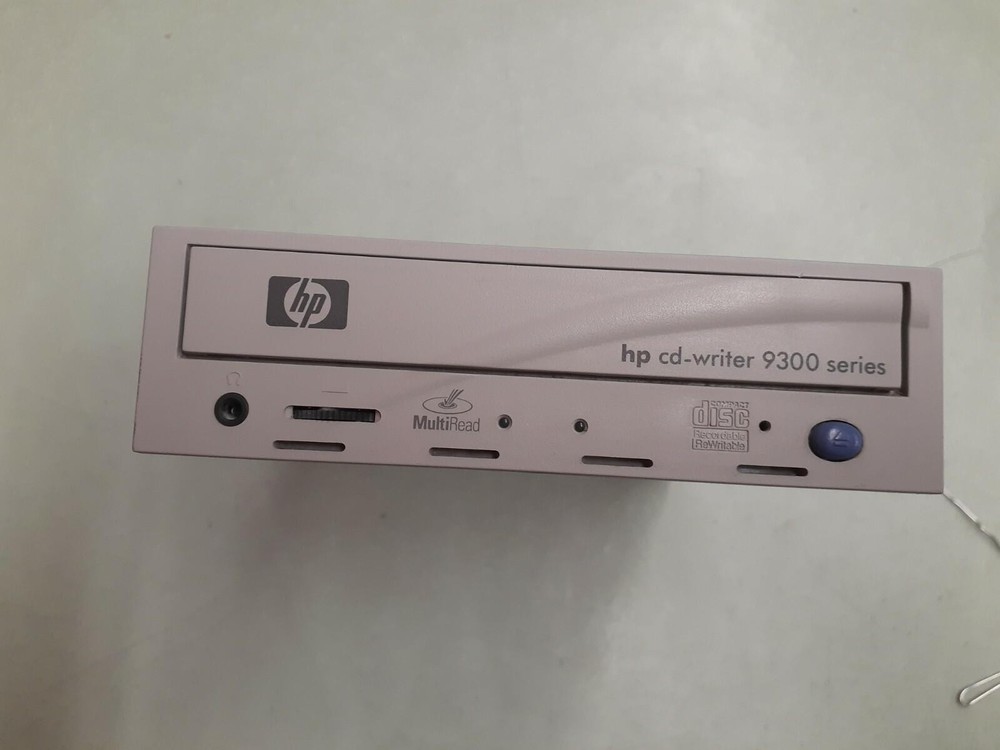 Hewlett Packard CD-Recordable/ReWritable Drive HP C4492