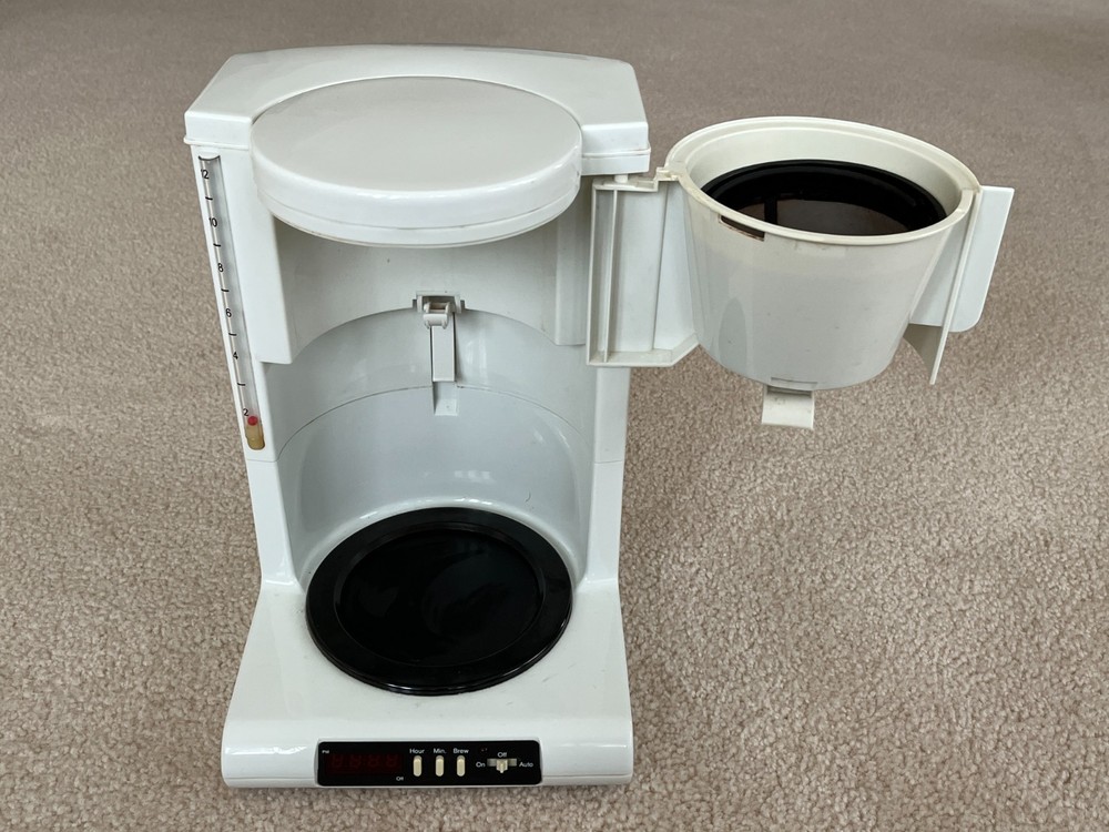 MR COFFEE AUTOMATIC DRIP MAKER 12 CUP GLASS DECANTER WHITE TESTED ADX20