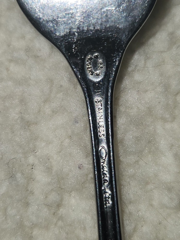 Flatware Onedia 🌹Rose Pattern Rogers 1881 Set Of 30