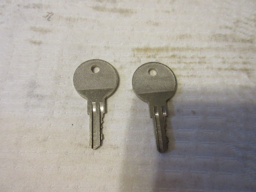 VINTAGE SONY KEYS LOCK