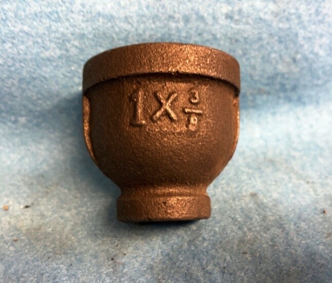 MALLEABLE IRON BLACK REDUCING COUPLING ASSORTED LOT OF 4