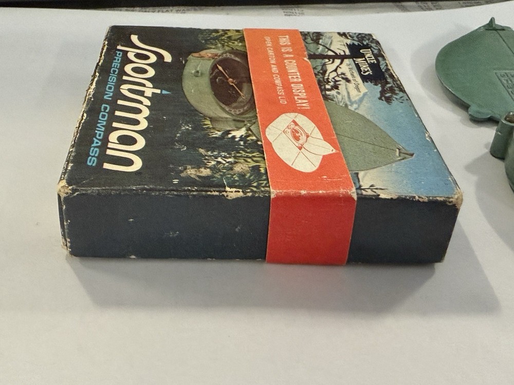 Vintage UNCLE MIKE'S PRECISION COMPASS W Original Box Counter Display Tag Insert