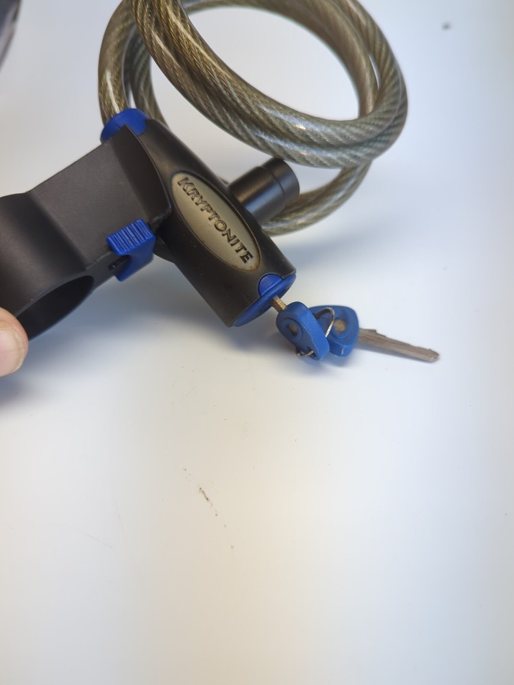Kryptonite Evolution with 5' Flex Security Cable Plus MOUNTING BRACKET Two Keys