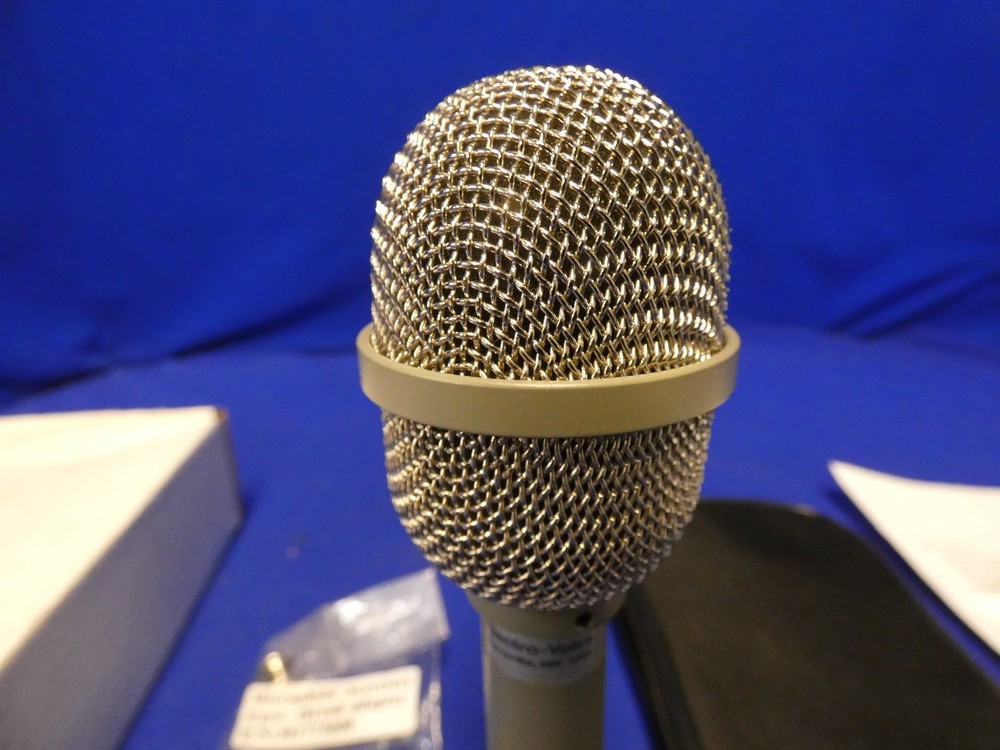 Electro Voice RE16 Variable-D Dynamic Supercardioid Microphone, New-Open Box