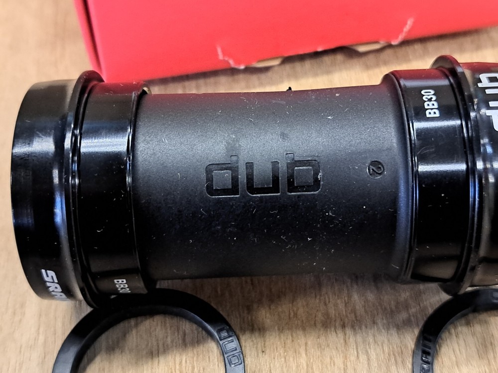SRAM Dub BB30 Bottom Bracket / New in Box