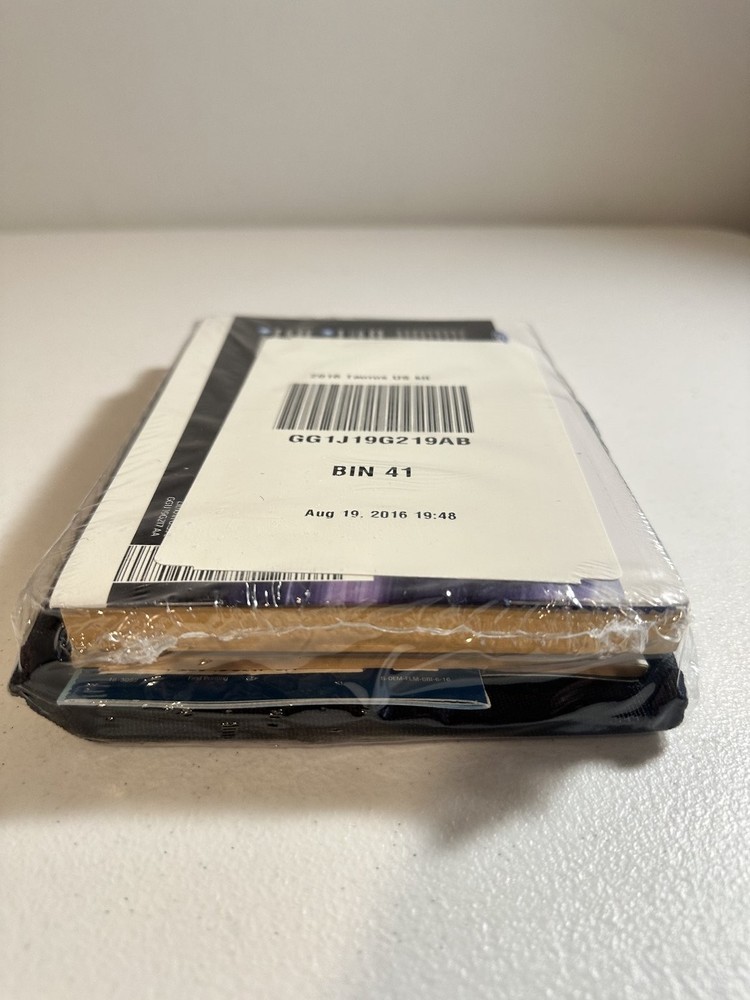 2016 Ford Taurus Owner's Manual Set