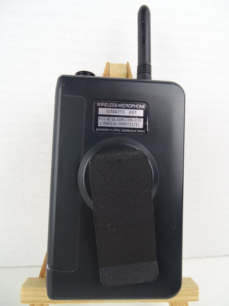 TOA WIRELESS TRANSMITTER MICROPHONE WM-4310 A01 No Mic