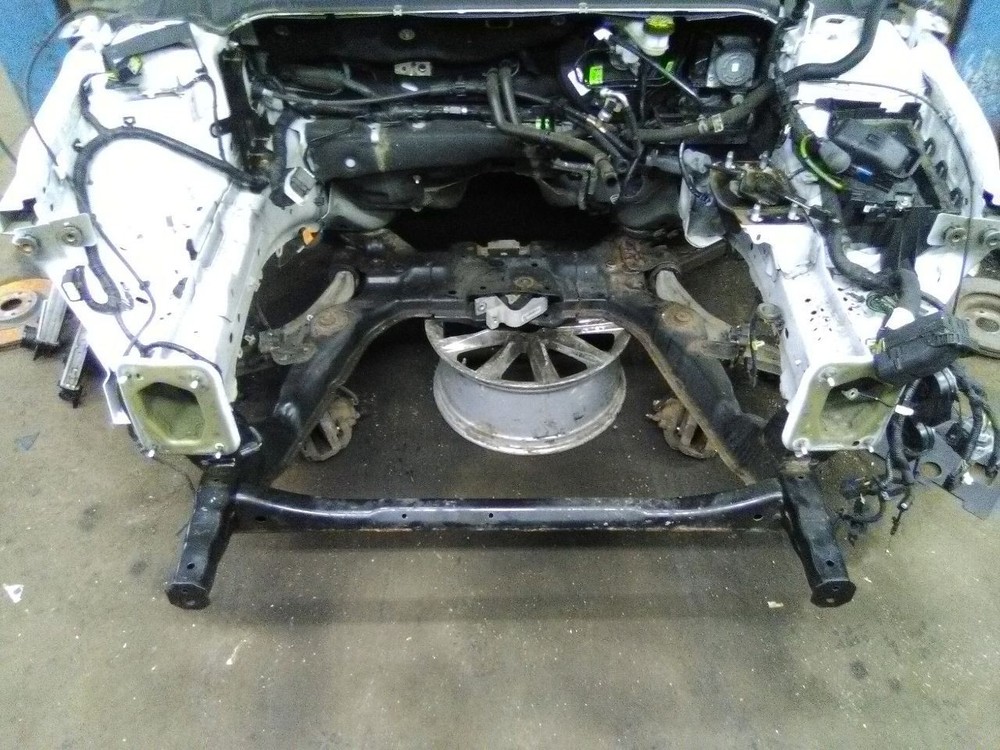 14 Lincoln MKZ Crossmember/K-Frame Front