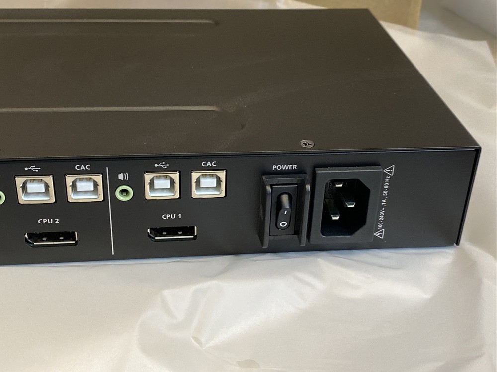 IOGEAR 4-Port Single View DisplayPort Secure KVM Switch w/Audio and CAC Support
