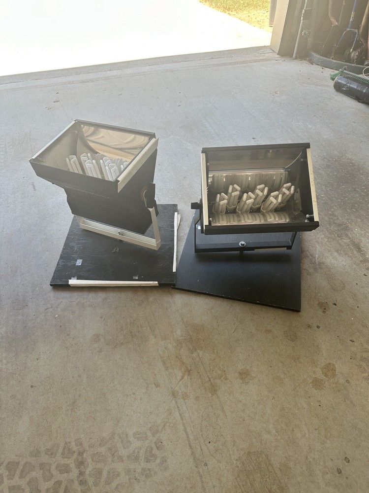 VIDESSENCE Studio Light Pair