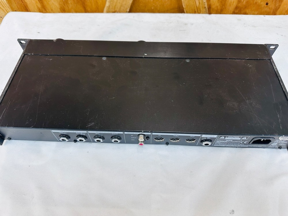 TC Electronic D-Two Multitap Rhythm Digital Delay - Tested & Working