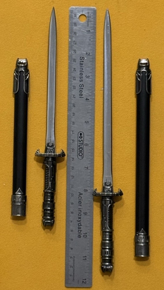 Maxam SKSW Mini Swords With Display Stand