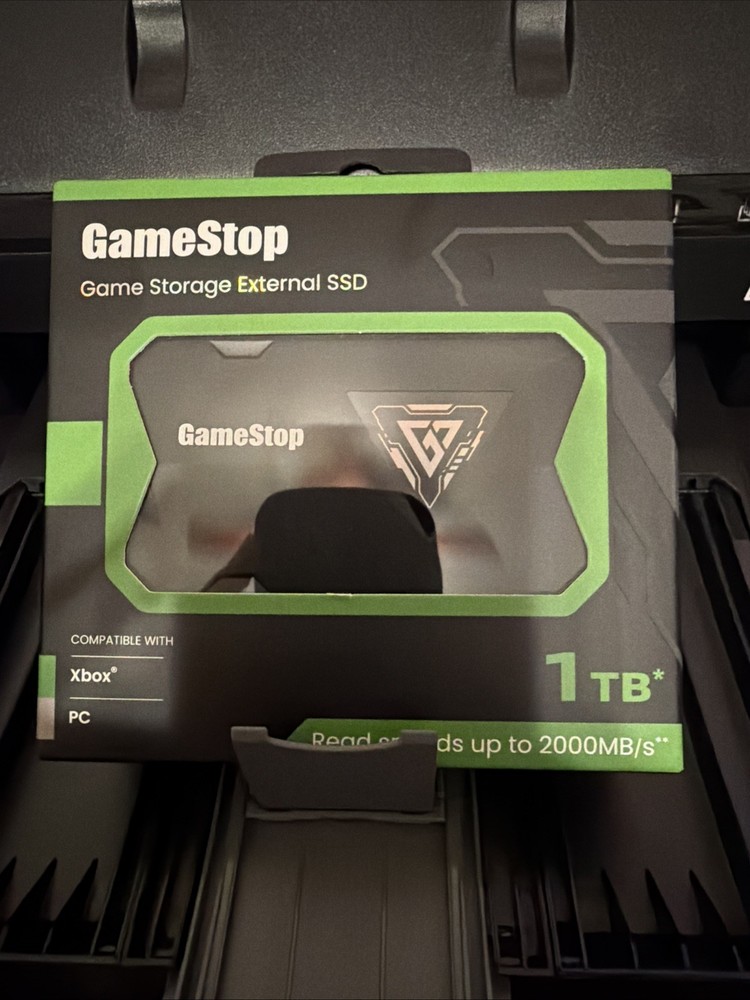 GameStop 1TB Game Storage USB-C External SSD - For Xbox/PC 2000MB/s