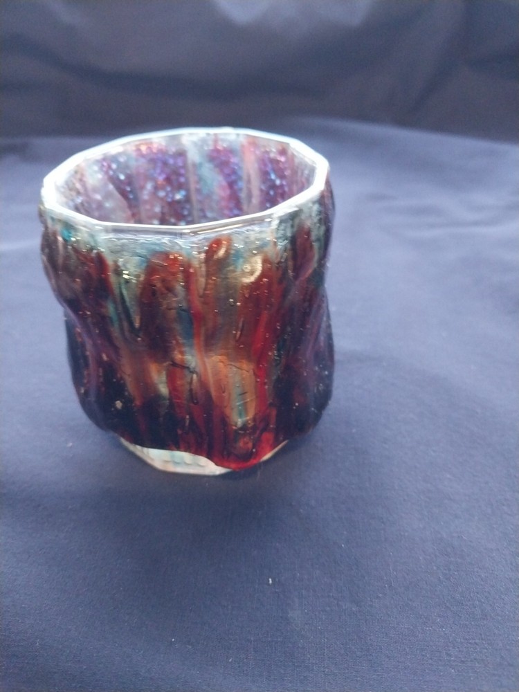 I don't know candleholder