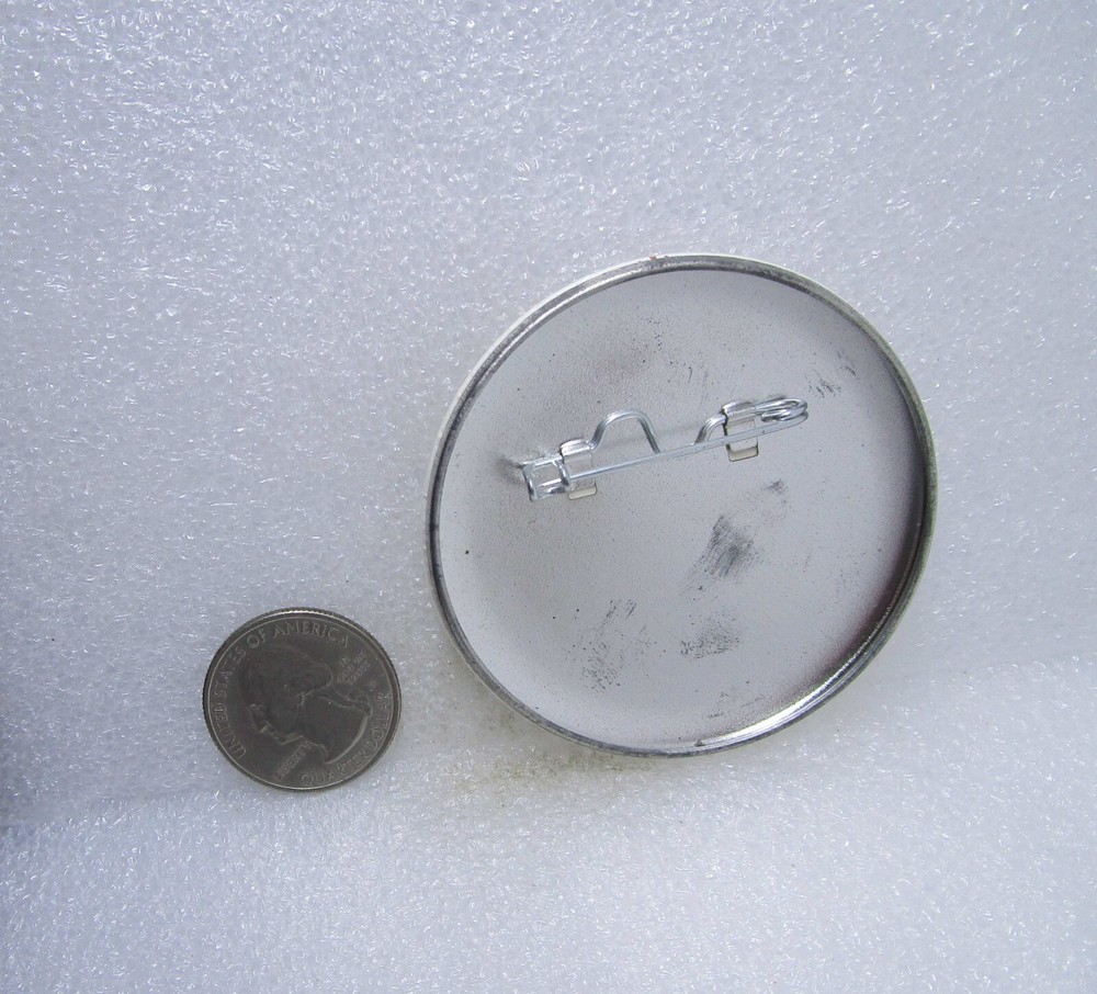 I Come In Peace Vision PDG Button Pin