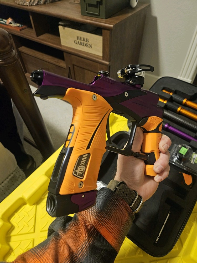 Planet Eclipse Lv1.1 Paintball Marker Carbon Fl Barrel