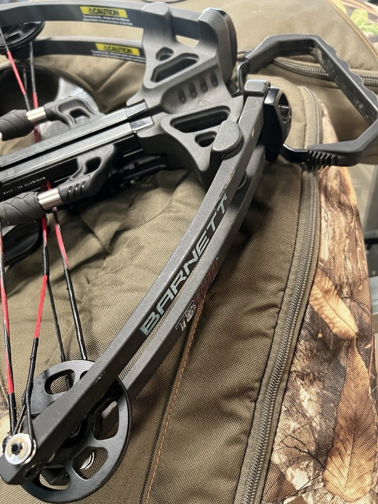 Barnett TS370 Crossbow Black with case