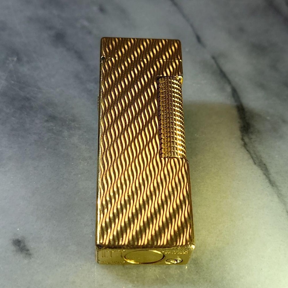 Vintage Dunhill Rolla Gas Lighter Gold Wave Working Condition