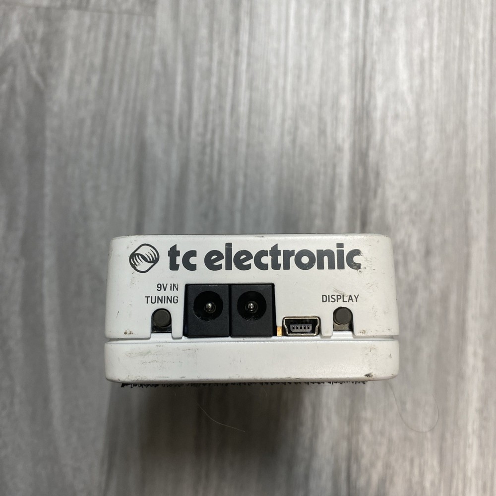 TC Electronic Polytune 3 Polyphonic LED Guitar Tuner Pedal with Buffer