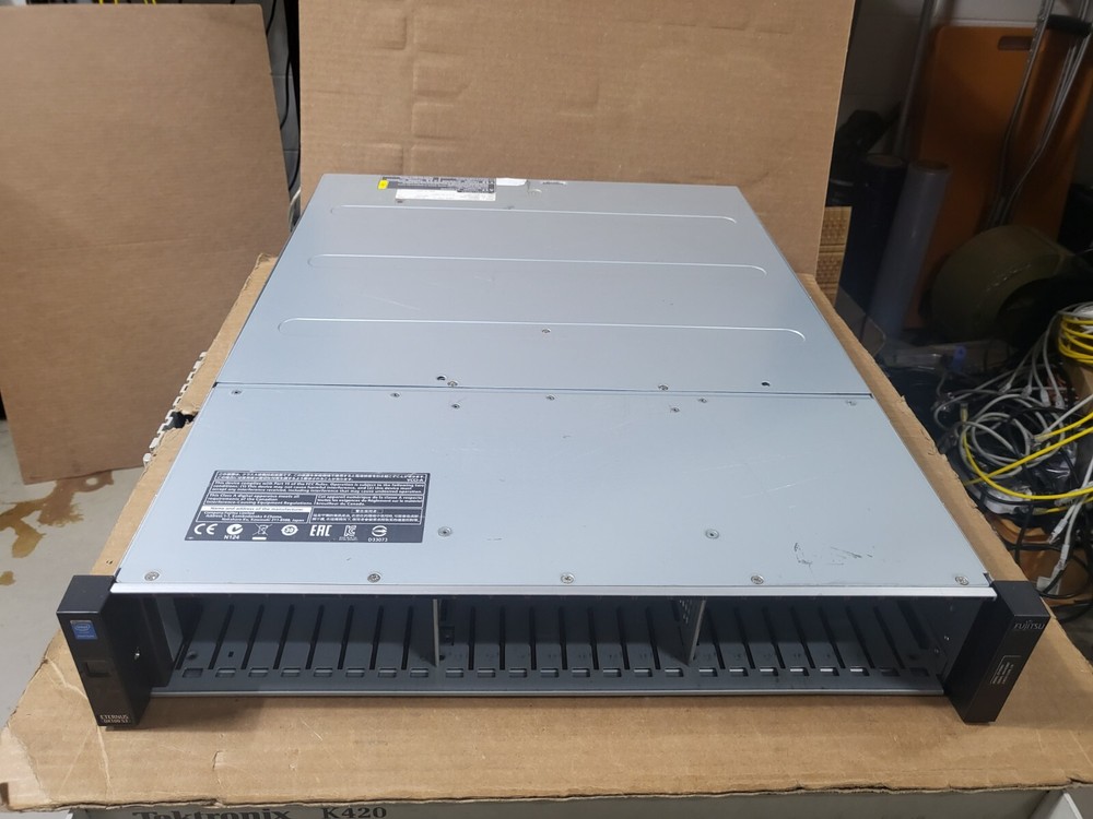 Fujitsu Eternus DX100 S3