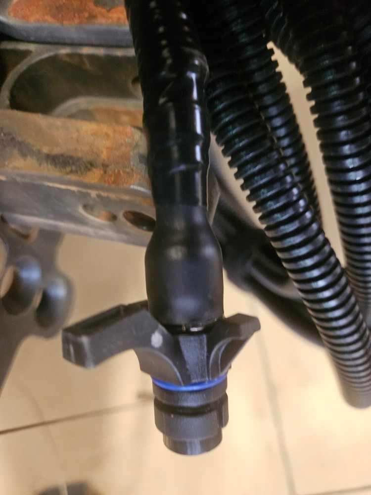 Dodge trailering camera plug